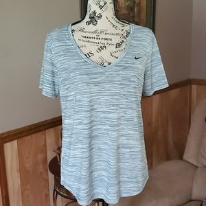 Nike dryfit technology blue standard fit